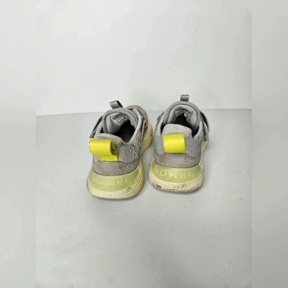 Sorel Sneakers Light Grey with Neon Yellow Accent velcro closure - Picture 4 of 7